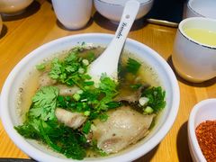 -大众跷脚牛肉馆·非遗传承单位(峨眉山店)
