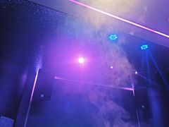 -唯爱KTV聚会餐厅(仙林东城汇店)