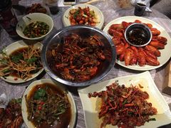 -巴厘龙虾·榜首油焖大虾(音乐学院·沿江酒馆店)