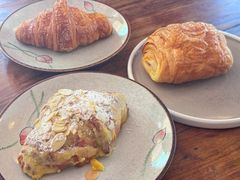 -Le Banneton Café French Bakery