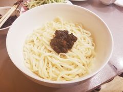 -黑八私房老北京炸酱面