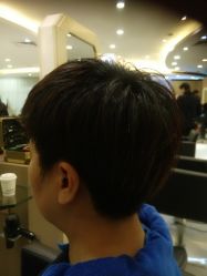 点击看大图 -八佰伴8008星级形象店
