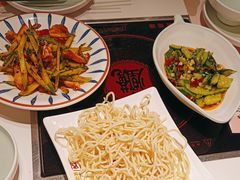 -黄记煌三汁焖锅(新佳丽江汉路店)