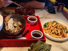 古法泉水叫花鸡-桂满陇·景观餐厅(新世界店)
