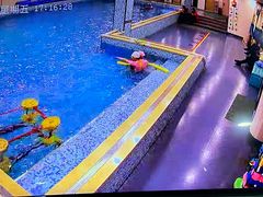 -乐悠游亲子游泳俱乐部