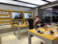 -DJI大疆(深圳华强北曼哈授权体验店)