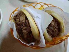 -闫家驴肉老店(华电一校店)