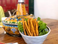 茴香小油条-毛辣果·贵州红酸汤牛肉火锅(西单店)