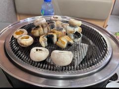 -围炉肉舍•炭烤活鳗•丹东海鲜烤肉(步行街店)