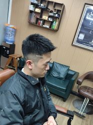 -纯剪男士理发馆·烫染专业店
