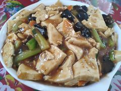 家常豆腐-何适山庄 ·可团建(水长城P2停车场店)