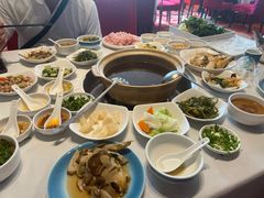 -天宜隆蘑菇宴火锅(石景山旗舰店)