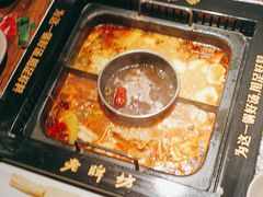 -老牌坊云南鱼豆花火锅(哈西万达店)