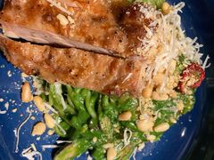 鸡肉松仁菠菜汁意面-西堤牛排(龙德广场店)