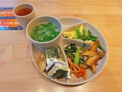 -素满香·全民食养自助(长宁龙之梦店)