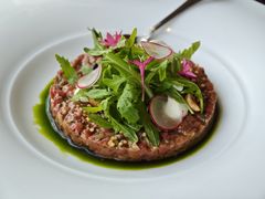 法国"夏洛莱"牛肉塔塔-福楼毕斯罗F Bistronome(国贸商城约会地标景观店)