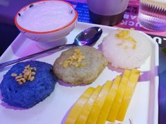三色香芒糯米飯-新越盏·东南亚料理(捷登都会店)