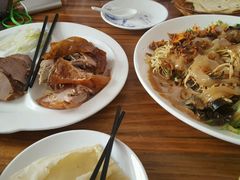 -渔记熏肉大饼