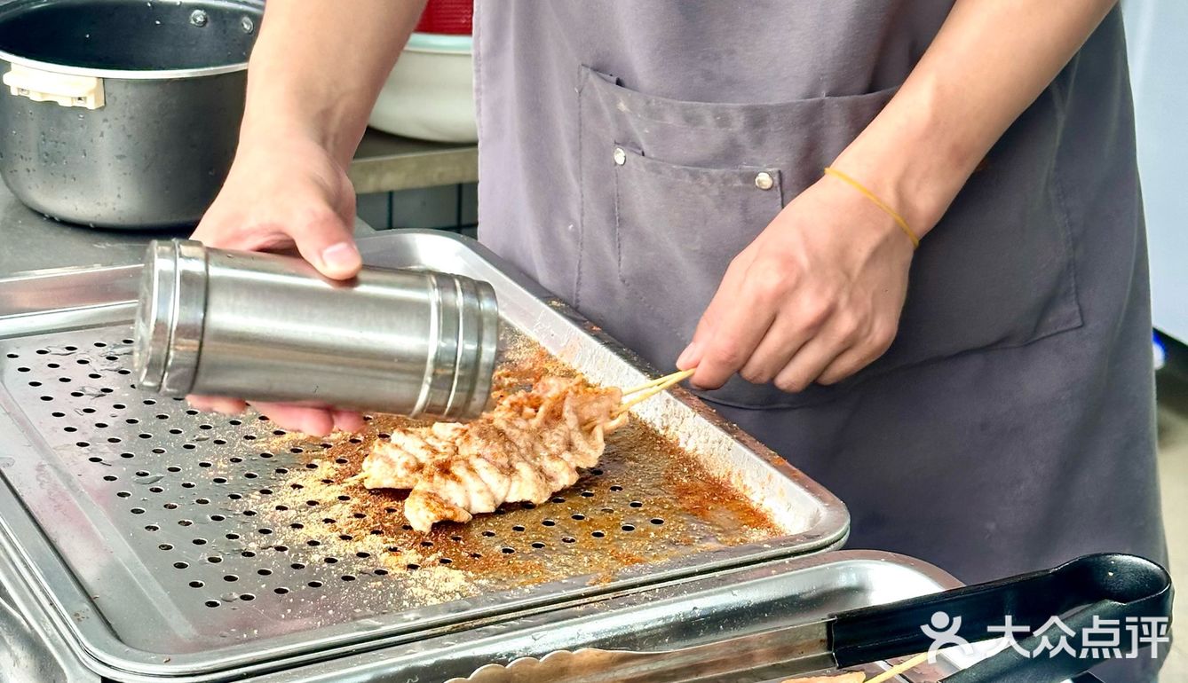 在深圳！吃到了人生里脊肉串！！！