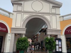 -佛罗伦萨小镇广佛名品奥特莱斯(疏港路店)