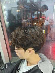 -藤野造型烫染·漂发