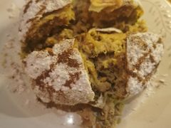 鸡肉杏仁卷-Tajine Moroccan塔金摩洛哥中东餐厅