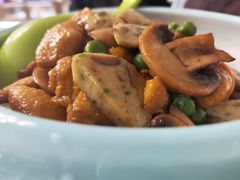 -天天向上素食餐厅(五台山店)