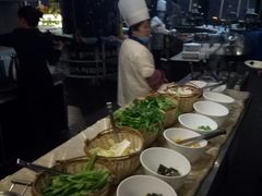 -世贸旋转自助餐厅(360°高空观景店)