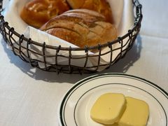 面包-Wolfgang’s Steakhouse 沃夫冈牛排馆(上海白玉兰广场店)