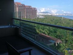 -三亚湾海居铂尔曼度假酒店