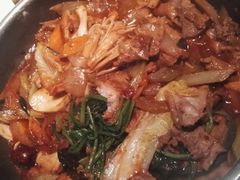 鲶鱼锅-猪啊牛呀羊啊铜盘烤肉(正大广场店)