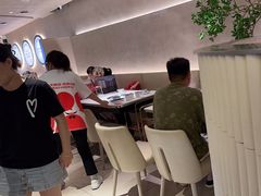 -左庭右院鲜牛肉火锅(金山万达店)