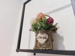 -灰姑娘美甲美睫馆