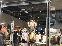 -宝龙城(杭州滨江店)