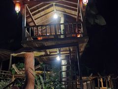 -天门沟九州驿站树上汤泉