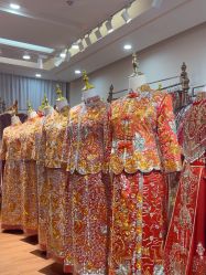 -LOVE SHINE婚纱·红鼎庄龙凤褂·妈妈装定制