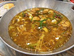 激情椒麻鱼-八张桌子(老店)