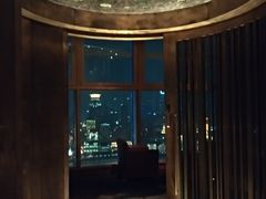 -翡翠36酒吧(浦东香格里拉店)