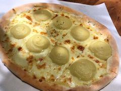 芝士榴莲披萨-LYFATTI 莱芙缇(赣水路店)