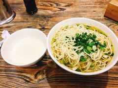 -秦云老太婆摊摊面(园博园店)