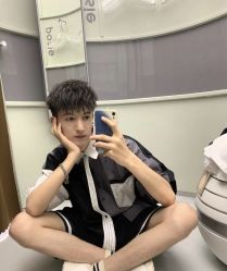 -东方美妍小鹏造型