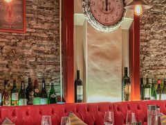 -Osteria Garden 生蚝花园餐厅(原进贤路店)