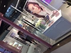 -4iNLOOK美瞳店(中山公园龙之梦店)