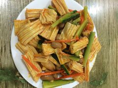 -泓源馅饼店