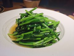 -纳鲁孜·新疆特色餐厅(上海悦荟广场店)