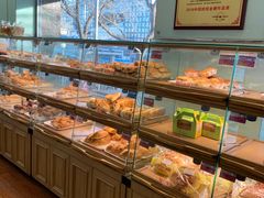 面包甜点陈列柜-新侨三宝乐面包店(崇文门店)