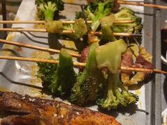 -威记烧嘢·南宁烧烤·超级生牛(绿地店)