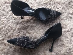 -Manolo Blahnik(置地广场店)