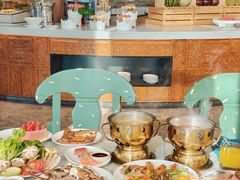 -锦厨国际自助餐厅 · 云端景观 (昆明索菲特大酒店)