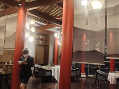 -宝燕壹号景观餐厅(龙盛国际商业广场店)